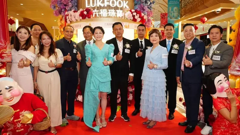 “Lukfook Shines in Thailand · 7 shop Glory” 7 สาขารวมพลัง ลุกฟุกเปล่งประกายทั่วแดนสยาม ต้อนรับเทศกาลแห่งความรักและตรุษจีน