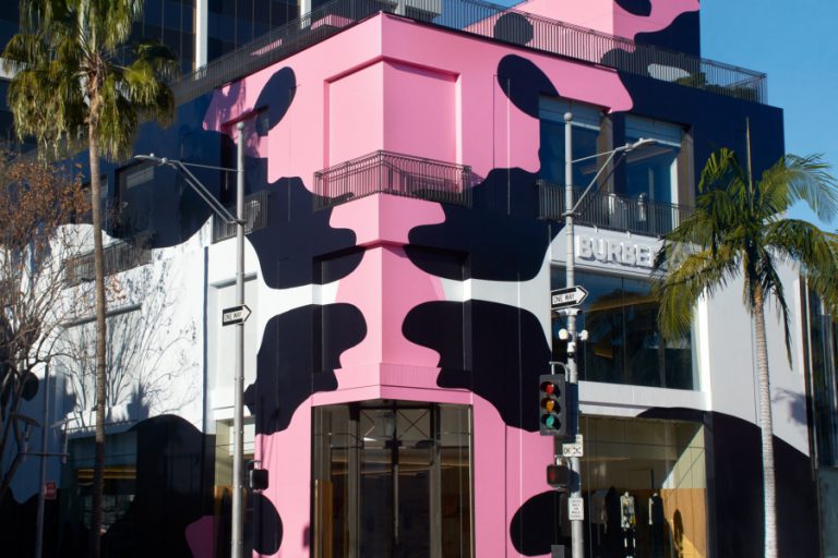 BURBERRY LAUNCHES RODEO DRIVE TAKEOVER