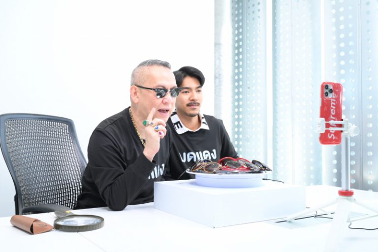 “มดแดงฯ” เปิดตัวธุรกิจใหม่ปั้น TikToker สร้างอาชีพ ชวน “เวียร์” – “แพทริเชีย” ร่วมแชร์ประสบการณ์ช้อปปิ้งออนไลน์