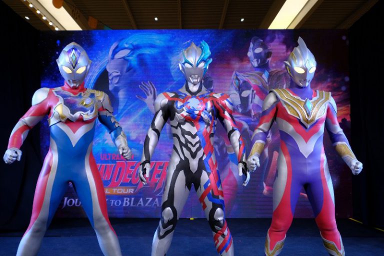 “เดกซ์” ปลื้ม แฟนๆ แห่ชมงานเปิดตัว Ultraman Blazar  เตรียมส่งยอดมนุษย์คนใหม่ โกยเรตติ้ง พร้อมชู “อุลตร้าแมน” ต้นแบบฮีโร่แห่งความดี