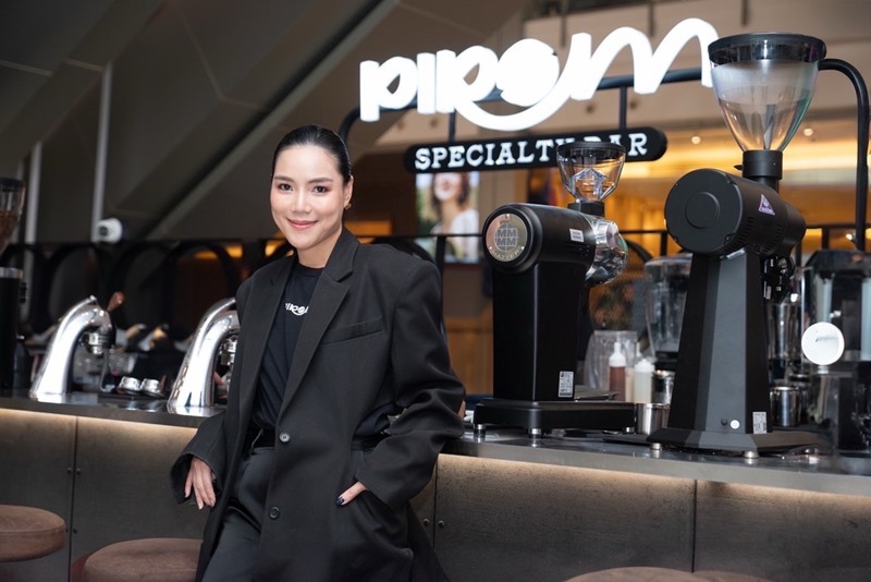 “PIROM Specialty Bar” ปักหมุดเปิดแฟลกชิปแห่งแรก “เซ็นทรัลเวิลด์”  พร้อมผลักดันกาแฟสัญชาติไทย สู่วงการกาแฟระดับโลก