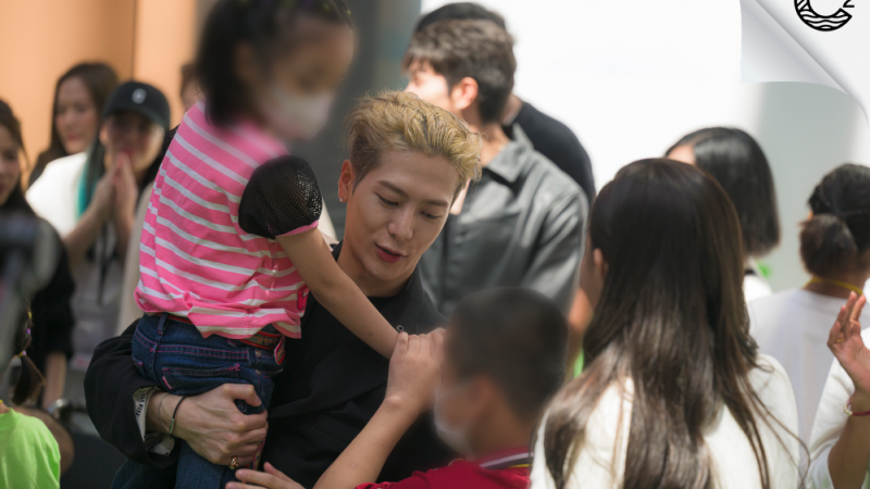 น้ำดื่ม C2 (ซีทรู) เดินหน้ารักษ์โลกอย่างต่อเนื่อง จับมือ “แจ็คสัน หวัง” ส่งต่อความใสสะอาด สู่น้ำดื่มสะอาดเพื่อชุมชนและผู้ด้อยโอกาส