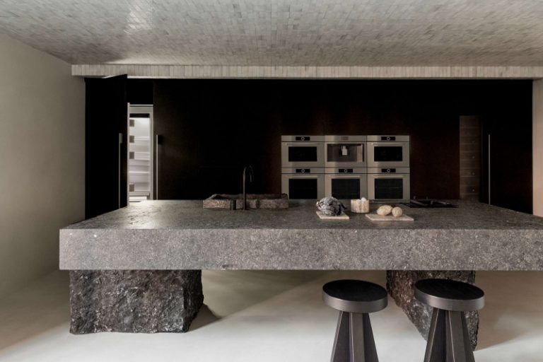 V-ZUG ร่วมงาน Milan Design Week 2025 เสนอผลงาน “Banquet Echoes” ผสมผสานนวัตกรรม ศิลปะอาหาร และความยั่งยืน
