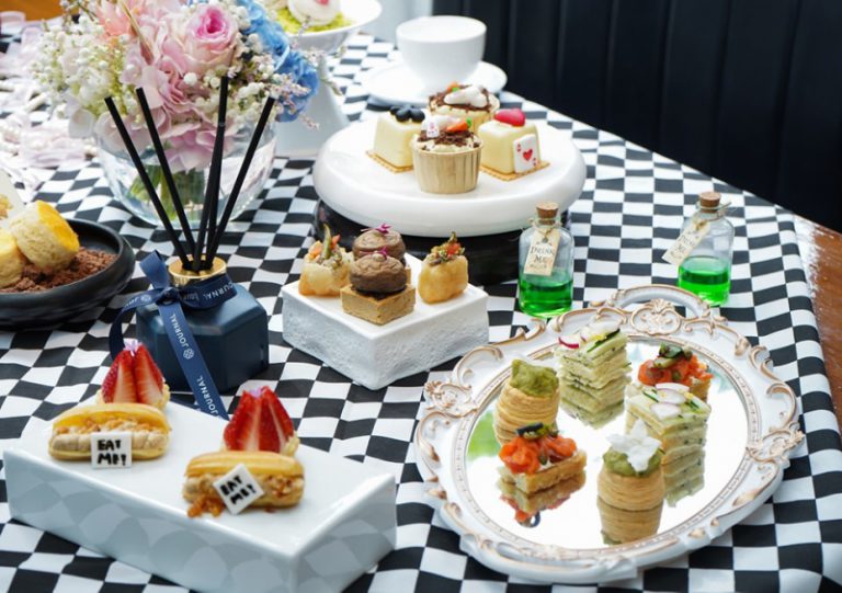 คาเฟ่ แคลร์ เปิดประสบการณ์เหนือจินตนาการไปกับ “Alice in Wonderland Afternoon Tea Set” ชุดชายามบ่ายที่สะท้อนสัมผัสมหัศจรรย์ในทุกมิติ