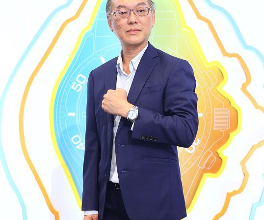 ORIENT เฉลิมฉลองครบรอบ 75 ปี แห่งการเดินทางเหนือกาลเวลา… ภายใต้คอนเซ็ปต์ “75 Shades Of Time – A Timeless Journey By Orient” พร้อมเผยโฉมนาฬิกา 3 คอลเลกชัน สุดเอ็กซ์คลูซีฟฉลองครบรอบ 75 ปีที่จะทำให้ ‘เวลา’ เปลี่ยนเป็น ‘โมเม้นต์’ ที่น่าจดจำ