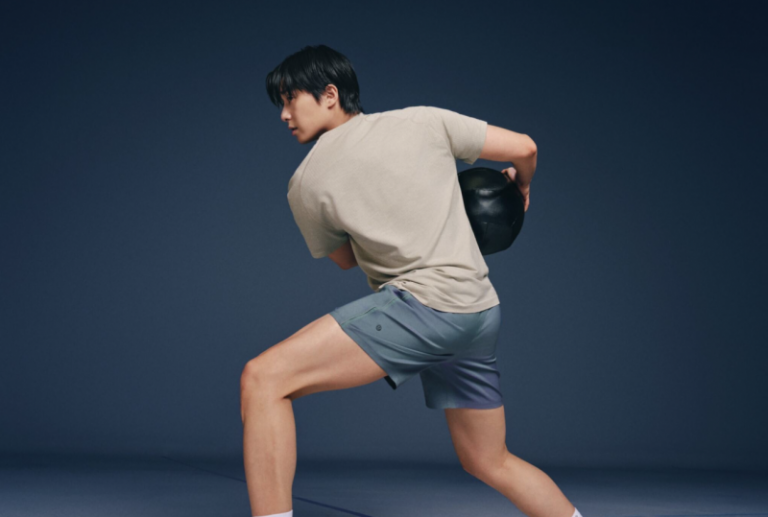 lululemon เปิดตัวแคมเปญ “Stretch Your Limits”  พร้อมเปิดตัวพรีเซนเตอร์ พัคซอจุน และไอเทมไฮไลต์ กางเกง Pace Breaker Shorts สุดคลาสสิก