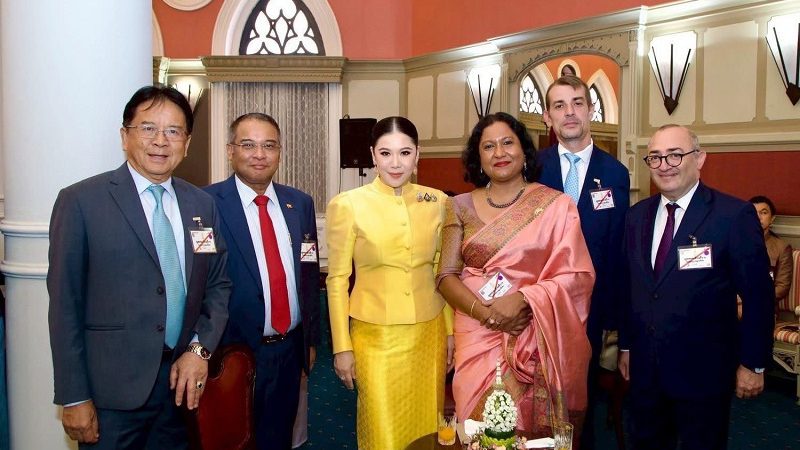 ไม่ใช่เพียงผืนผ้า แต่คือมรดกภูมิปัญญาไทยที่กำลังจะส่องประกายบนเวทีโลก “ชุดไทย: จากราชสำนัก สู่ราชนิยม – Chud Thai: Dressing the Nation in Heritage”
