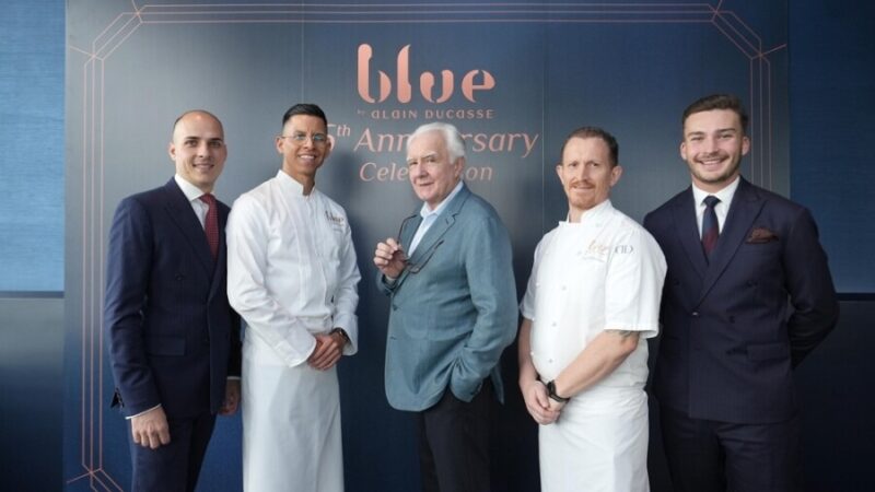 Blue by Alain Ducasse ฉลองครบรอบ 6 ปี เปิดบ้านต้อนรับเชฟระดับตำนาน ‘Alain Ducasse’ พร้อมเสิร์ฟเมนูพิเศษ Découverte โดยเชฟ Evens López