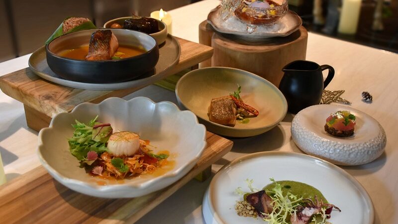 ร้านอาหารคำหอม โดยเชฟเอียน กิตติชัย ให้คุณเฉลิมฉลองเทศกาลแห่งความสุขส่งท้ายปี ด้วยเซตเมนูอาหารไทยเลิศรส