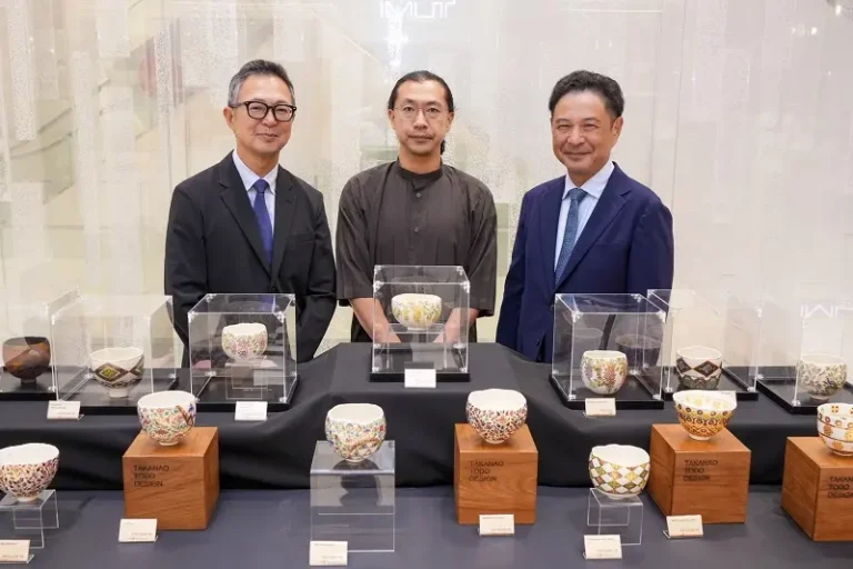 สยาม ทาคาชิมายะ เปิดนิทรรศการ “Benjaron Chawan Tropical Wabi” โดย “ทาคานาโอะ โทโด” ศิลปินเจ้าของรางวัลดีไซน์ระดับโลก กับการถ่ายทอดสุนทรียภาพเซรามิกญี่ปุ่นในมิติใหม่ วันนี้ – 8 กุมภาพันธ์ 2569 ณ ชั้น M สยาม ทาคาชิมายะ