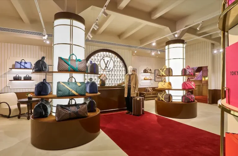 หลุยส์ วิตตอง @louisvuitton เฉลิมฉลองครบรอบ 130 ปีของลาย Monogram อย่างต่อเนื่องทั่วโลก