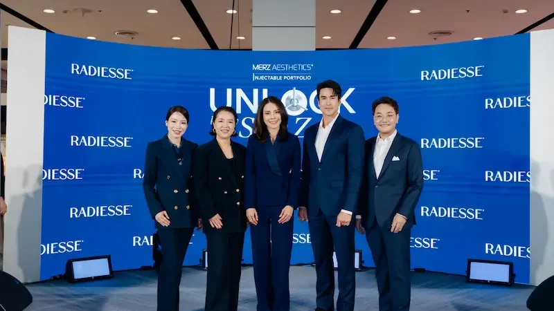 “เมิร์ซ เอสเธติกส์ ประเทศไทย” สร้างปรากฏการณ์ยิ่งใหญ่ใจกลางเมือง กับงานนวัตกรรมความงามแห่งปี “UNLOCK BEAUTY SAFE ZONE” ชวนทุกคนร่วมปลดล็อกความสวย เซฟด้วยมาตรฐานความปลอดภัยสูง