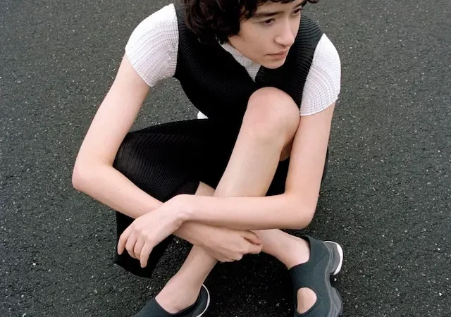 Camper จับมือ Issey Miyake เปิดตัว Karst Finch