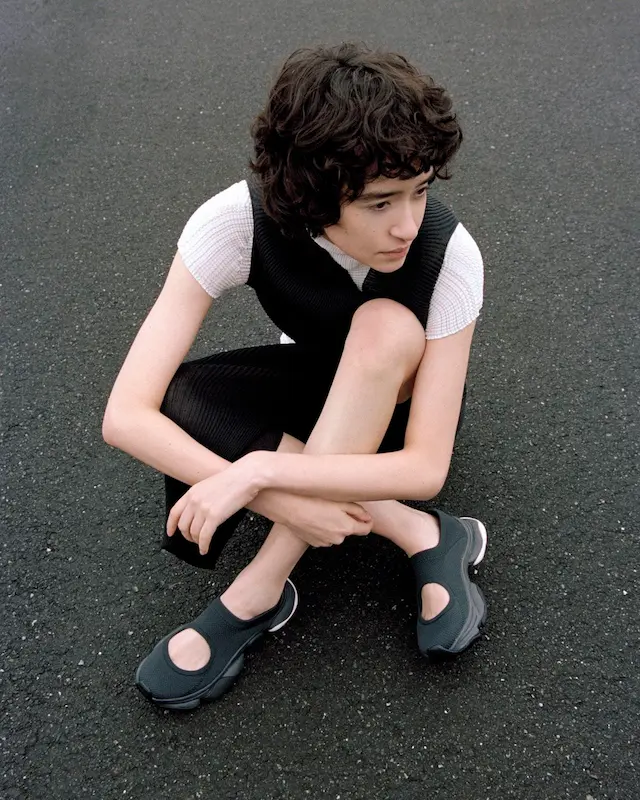 Camper จับมือ Issey Miyake เปิดตัว Karst Finch