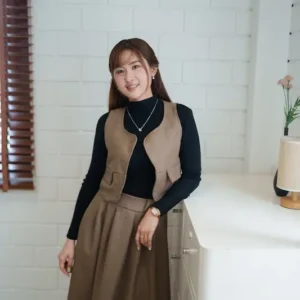 เก่งครบเครื่อง “สอง- ฐิติรัตน์” เจ้าของเพลง “รักเจ้าเอย” กับอีกหนึ่งบทบาทของการเป็นอาจารย์สอนเทรดหุ้น